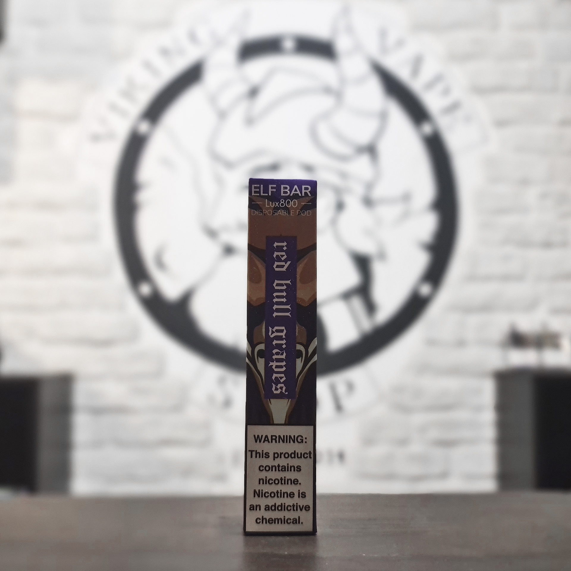 Одноразовая электронная сигарета Elf Bar Lux 800 затяжек Red Bull Виноград