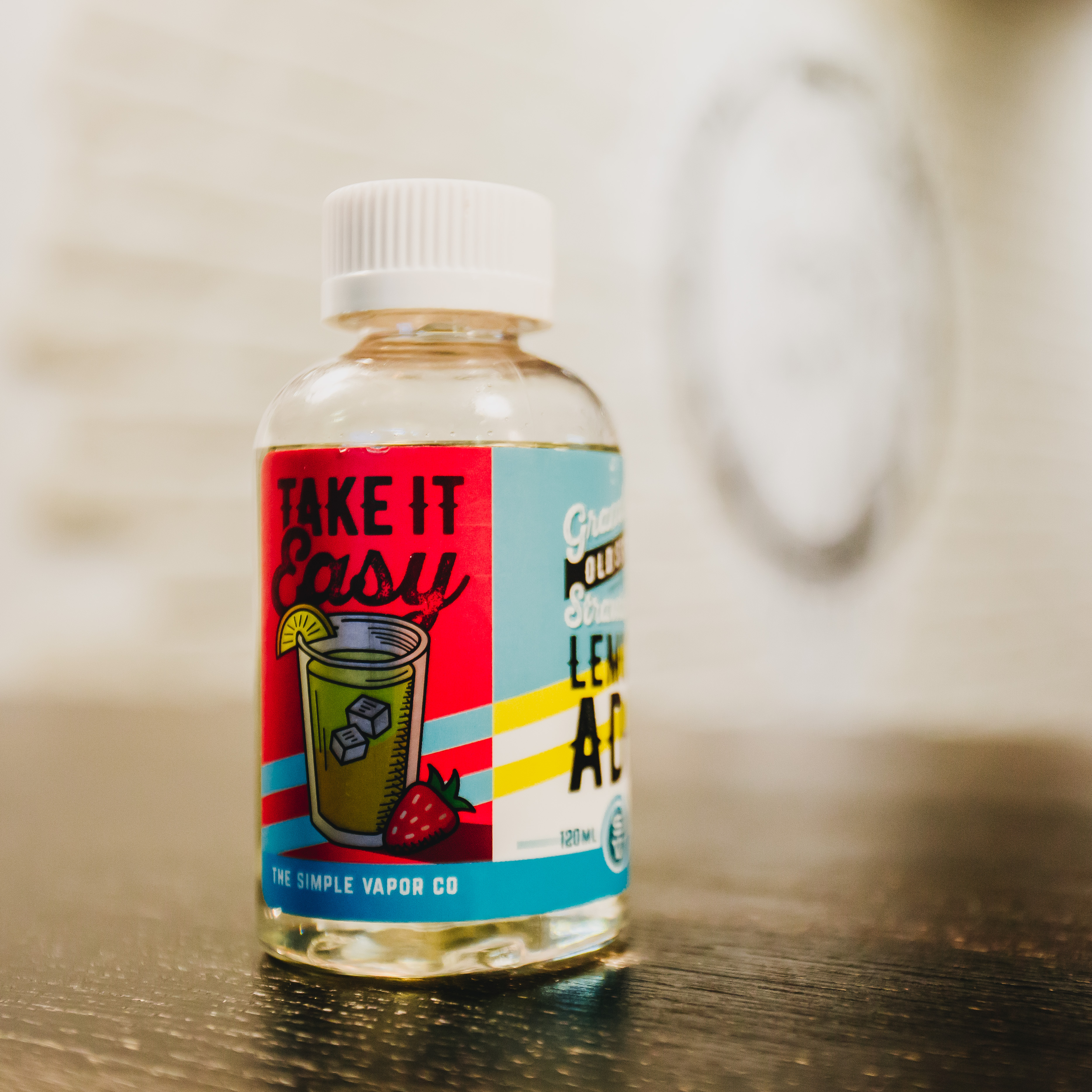 Жидкость для вейпа Simple Vapor Strawberry