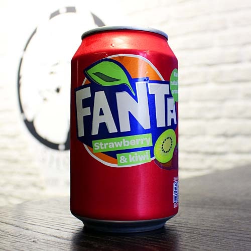Напиток Fanta Strawberry Kiwi
