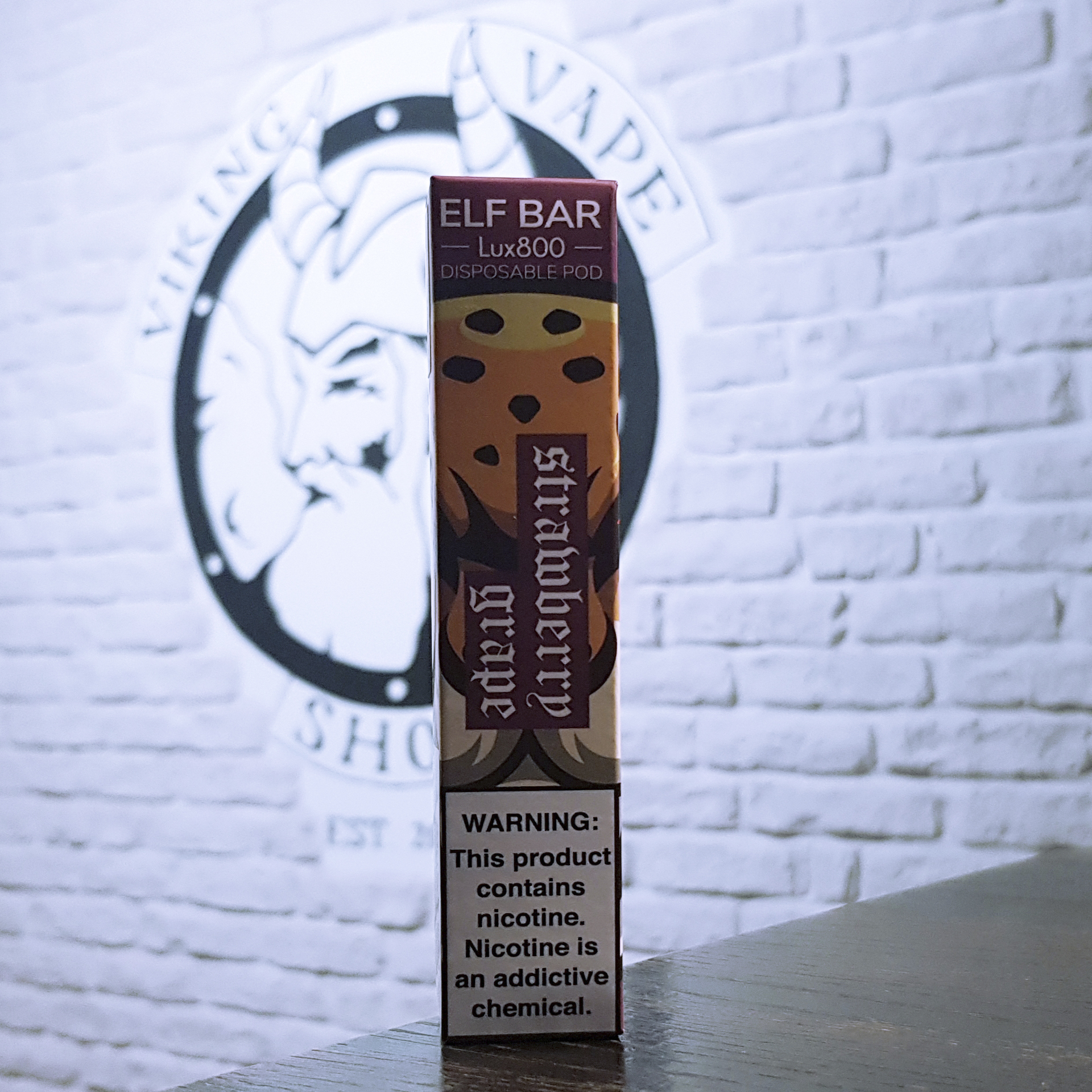 Одноразовая электронная сигарета Elf Bar Lux 800 затяжек Клубника Виноград