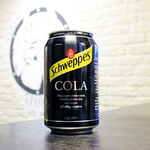 Напиток Schweppes Cola
