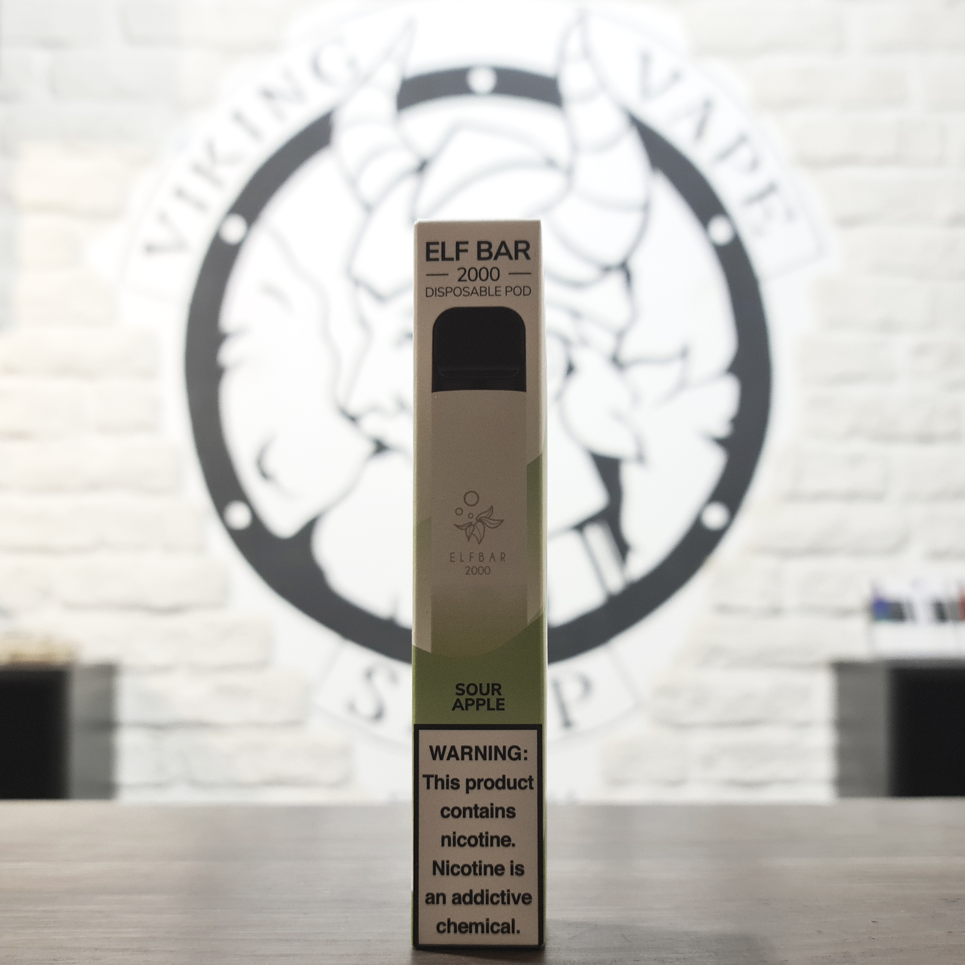 Одноразовая электронная сигарета Elf Bar 2000 затяжек Кислое Яблоко