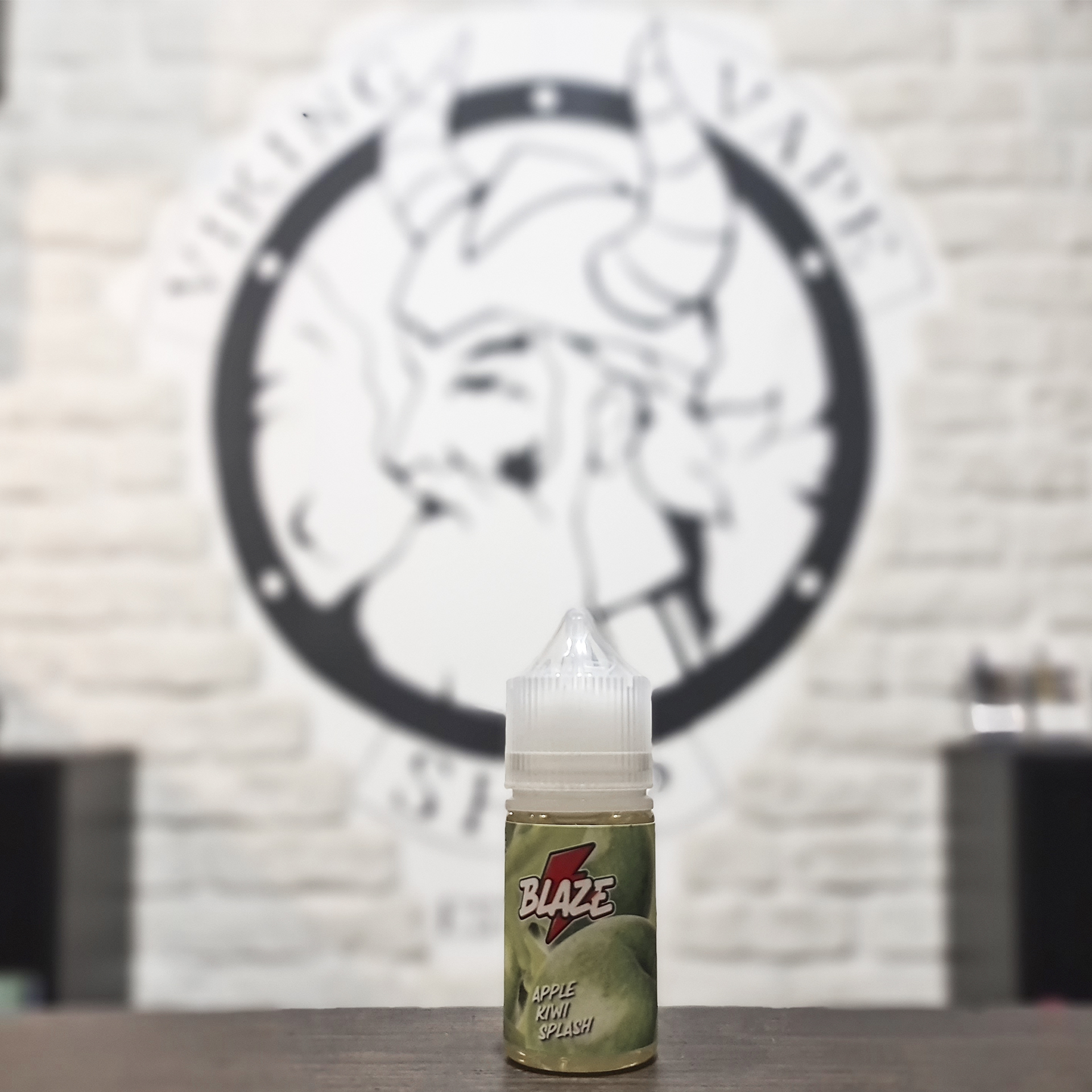 Жидкость для вейпа Blaze SALT Apple Kiwi Splash