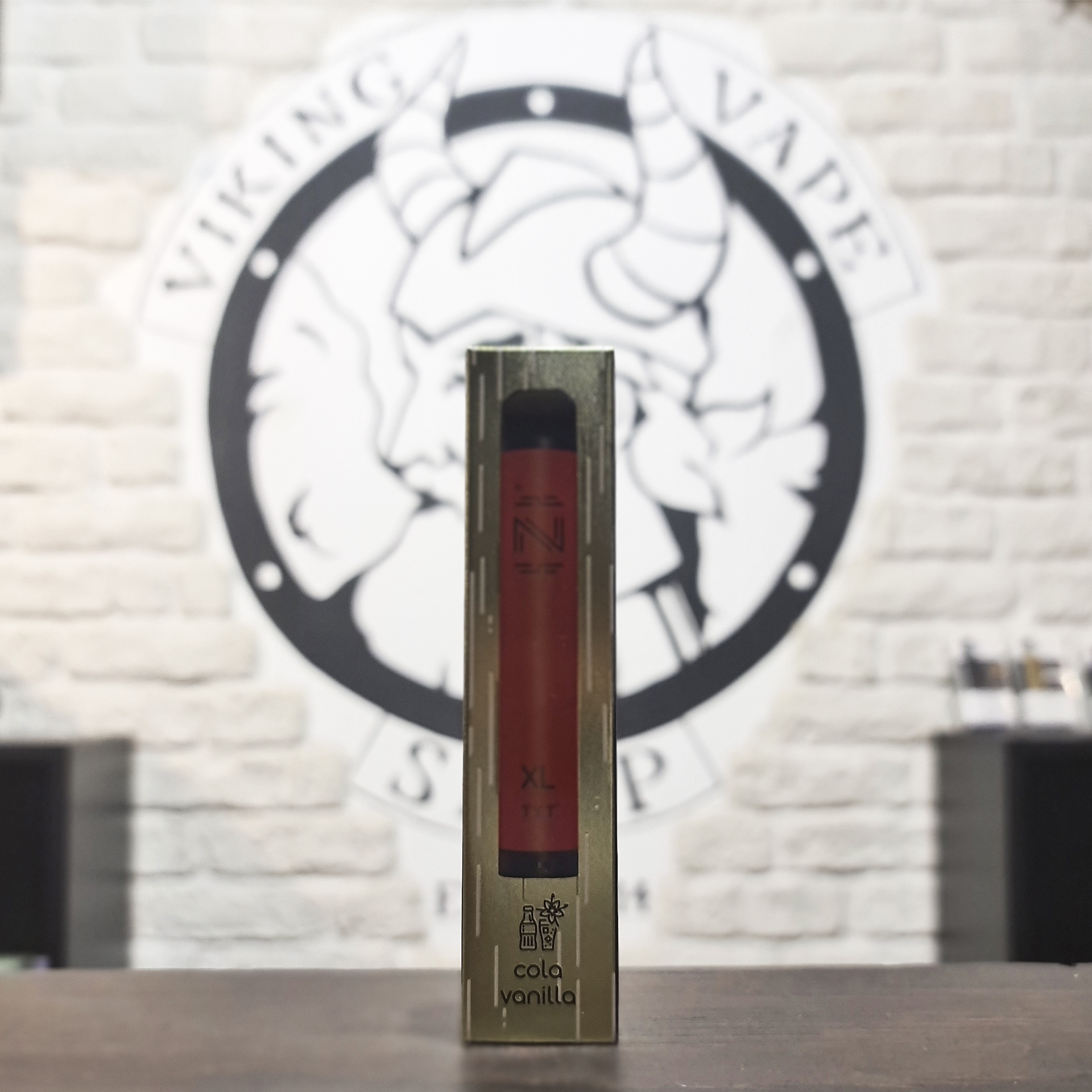 Одноразовая электронная сигарета HQD IZI XL 1800 затяжек Кола, Ваниль