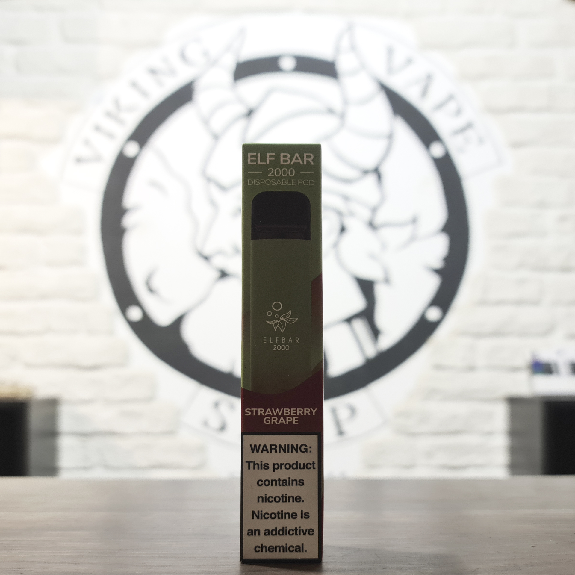 Одноразовая электронная сигарета Elf Bar 2000 затяжек Клубника Виноград